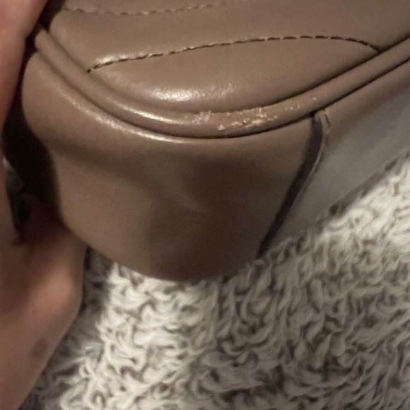 Tory Burch Kira Cross body bag gently used - Picture 6 of 8